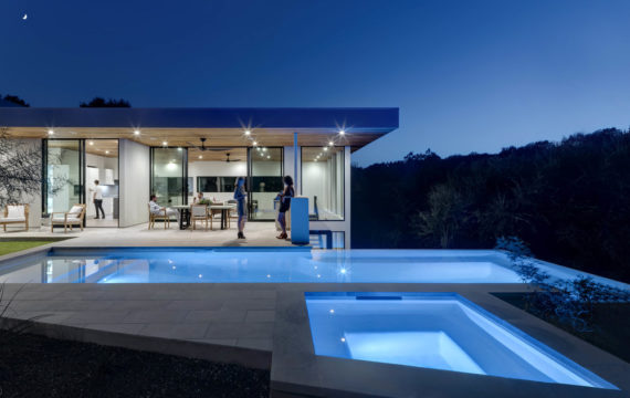 Bracketed Space House Bracketed Space House