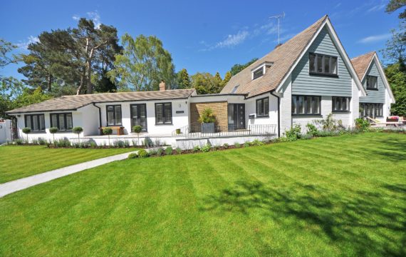 a pretty home and lawn a pretty home and lawn
